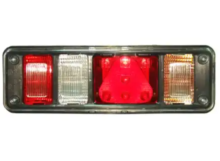 Фонарь крона правый AT  AT19843